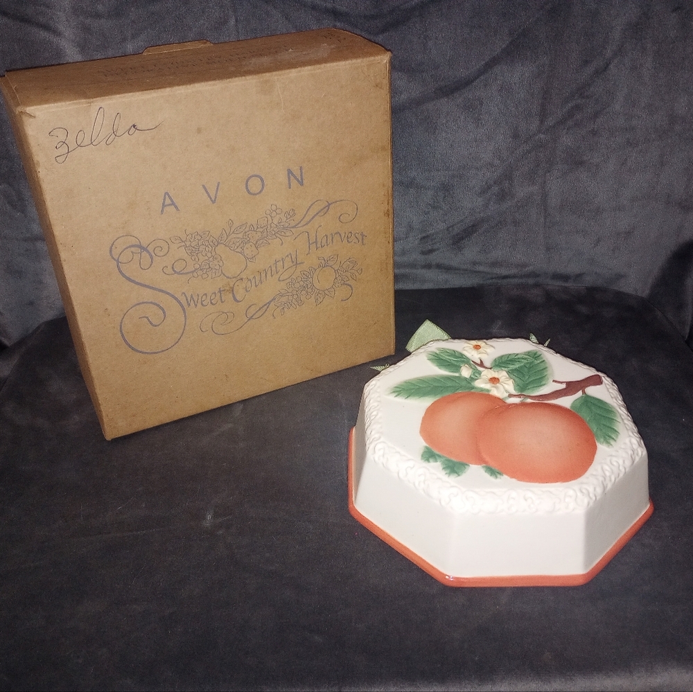 Vintage Avon Sweet Country Harvest Peach Hanging Decorative Mold EUC